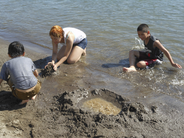 Ong ngoai pictures 585-2795118