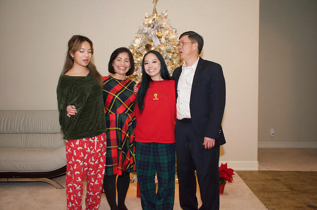 CBBB4816-A622-40C3-AC3D-744B7C2C35EF