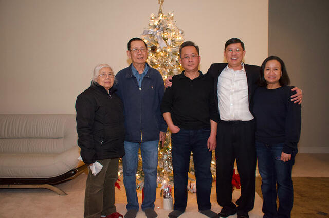 CCD15E5C-4C54-4D11-A47C-780137817C26