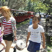 Ong ngoai pictures 529-1677210497