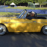 Ong ngoai pictures 598-1207351165