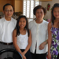 Ong ngoai pictures 041